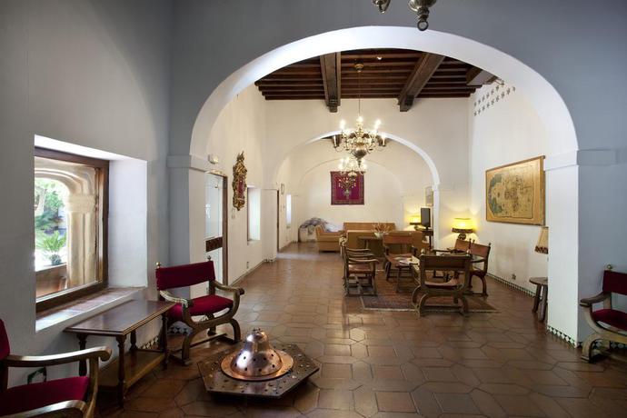 Imagen general del Hotel Parador De Guadalupe Caceres. Foto 2