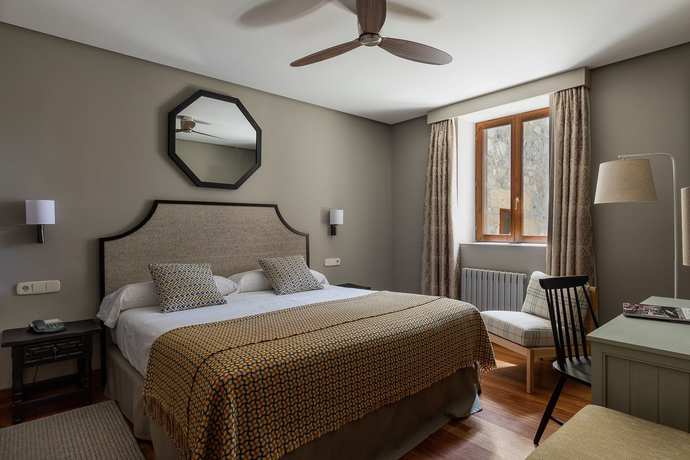 Imagen de la habitación del Hotel Parador De Hondarribia. Foto 10