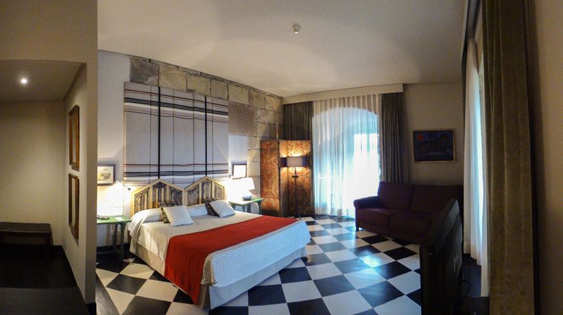 Imagen de la habitación del Hotel Parador De Hondarribia. Foto 13