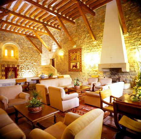 Imagen de los interiores del Hotel Parador De Jaén. Foto 13