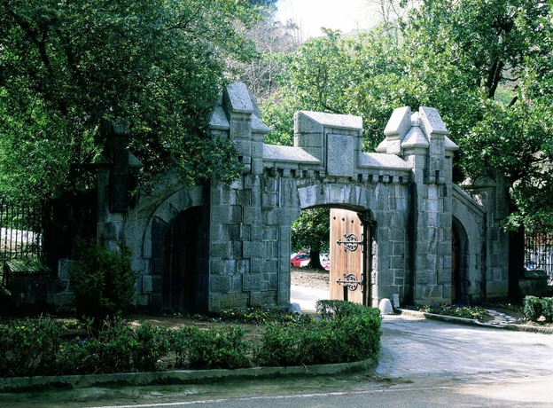 Imagen general del Hotel Parador De Limpias. Foto 3