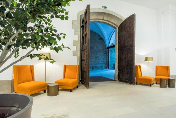 Imagen general del Hotel Parador De Lleida. Foto 12