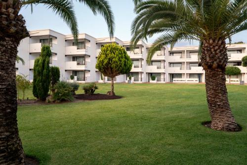 Imagen de los exteriores del Hotel Parador De Moj&aacute;car. Foto 10