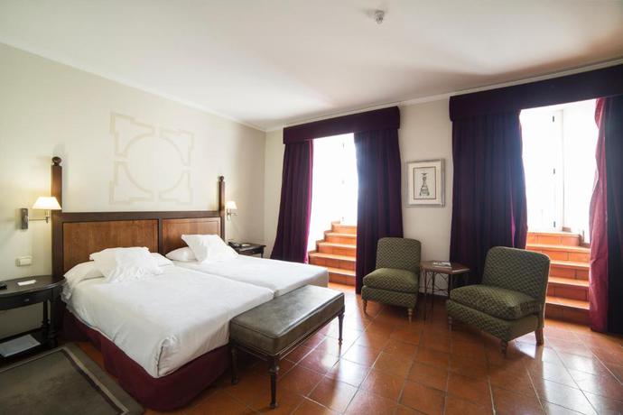 Imagen de la habitación del Hotel Parador De Monforte De Lemos. Foto 5