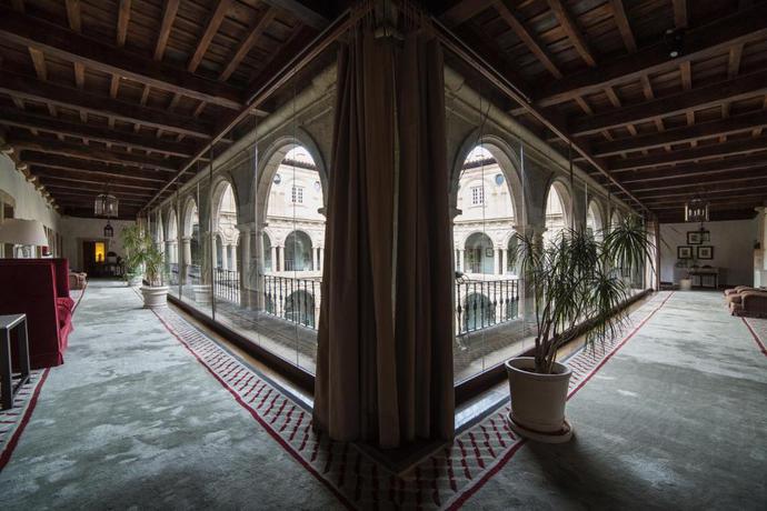 Imagen de los interiores del Hotel Parador De Monforte De Lemos. Foto 16