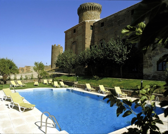 Imagen de los exteriores del Hotel Parador De Oropesa. Foto 10