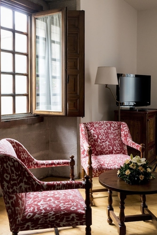 Imagen de la habitación del Hotel Parador De Pontevedra. Foto 5