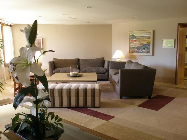 Imagen de los interiores del Hotel Parador De Puebla De Sanabria. Foto 10