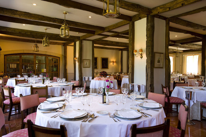 Imagen del bar/restaurante del Hotel Parador De Ribadeo Lugo. Foto 3