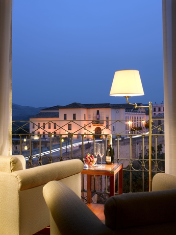 Imagen de la habitación del Hotel Parador De Ronda. Foto 16