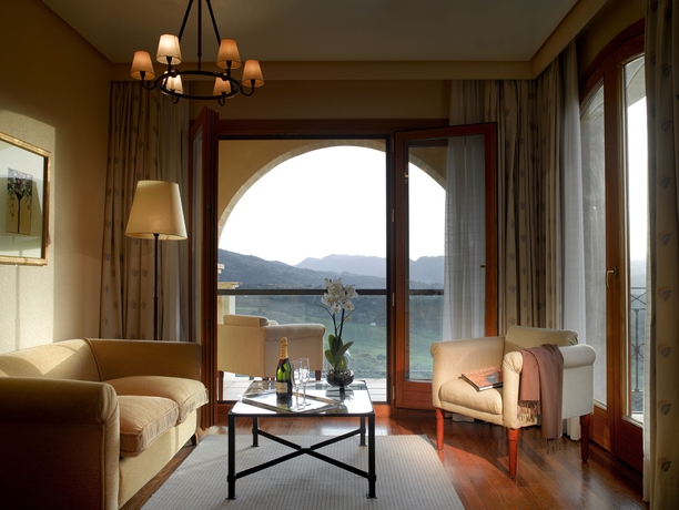 Imagen de los interiores del Hotel Parador De Ronda. Foto 21