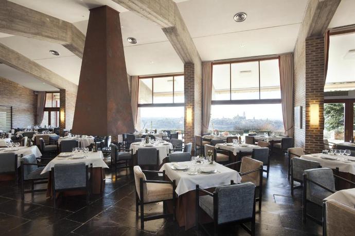 Imagen general del Hotel Parador De Segovia. Foto 4