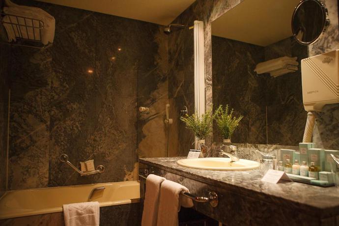 Imagen general del Hotel Parador De Segovia. Foto 7