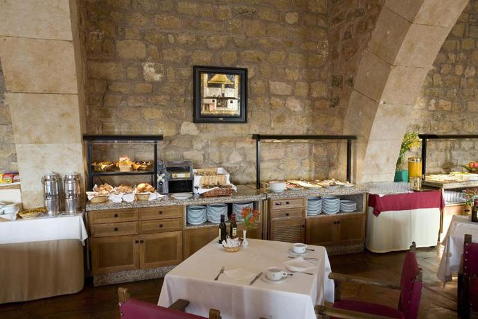 Imagen general del Hotel Parador De Siguenza. Foto 15