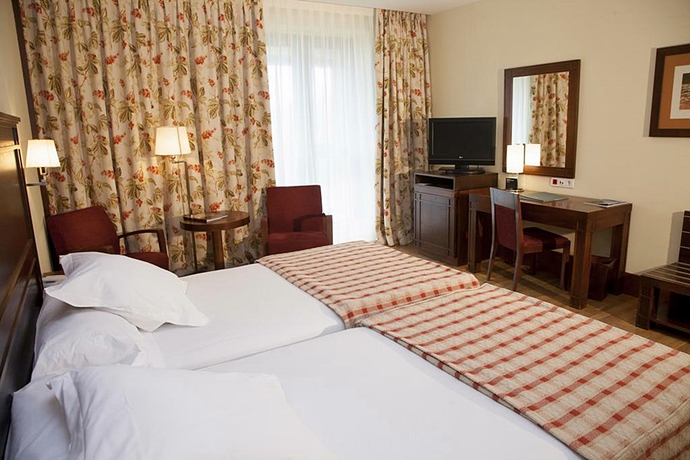Imagen de la habitación del Hotel Parador De Soria. Foto 4