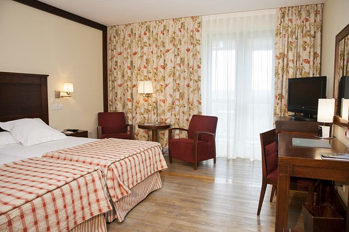 Imagen de la habitación del Hotel Parador De Soria. Foto 6