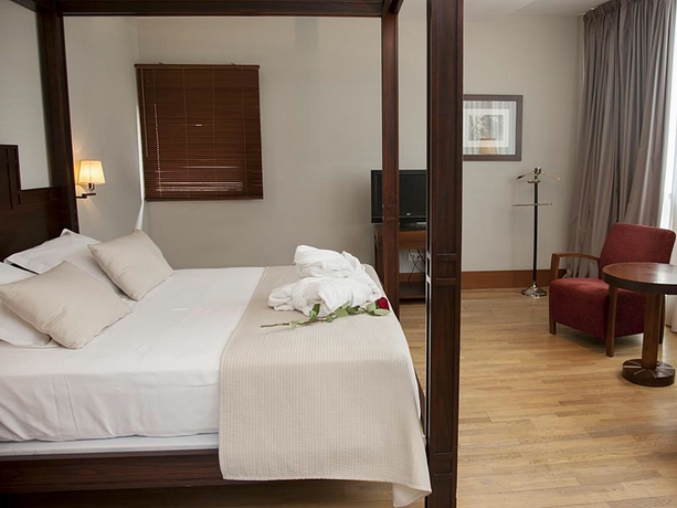 Imagen de la habitación del Hotel Parador De Soria. Foto 12