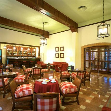 Imagen del bar/restaurante del Hotel Parador De Tordesillas. Foto 2