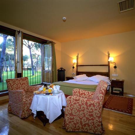 Imagen de la habitación del Hotel Parador De Tordesillas. Foto 4