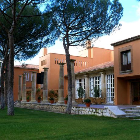 Imagen de los exteriores del Hotel Parador De Tordesillas. Foto 15