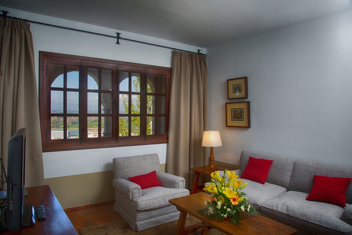 Imagen de la habitación del Hotel Parador De Tortosa. Foto 5