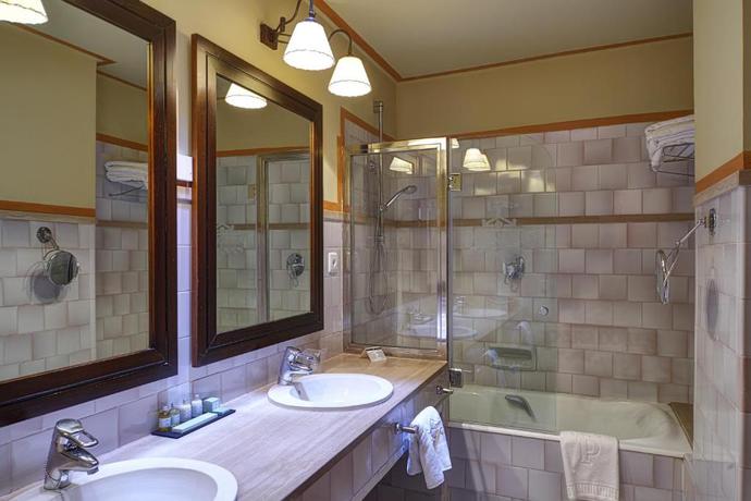 Imagen de la habitación del Hotel Parador De Úbeda. Foto 8