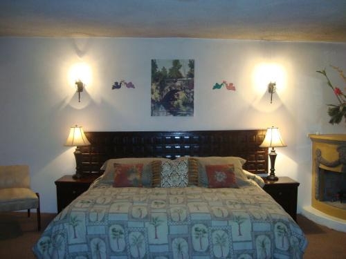 Imagen de la habitación del Hotel Parador Del Cortijo Spa. Foto 7