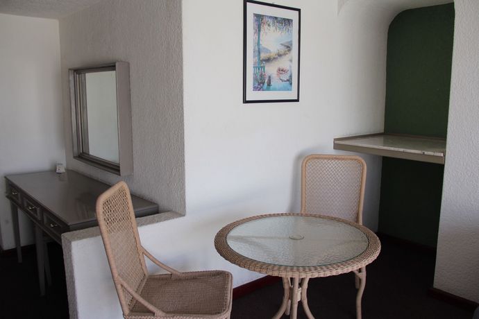 Imagen de los interiores del Hotel Parador Del Rio. Foto 10