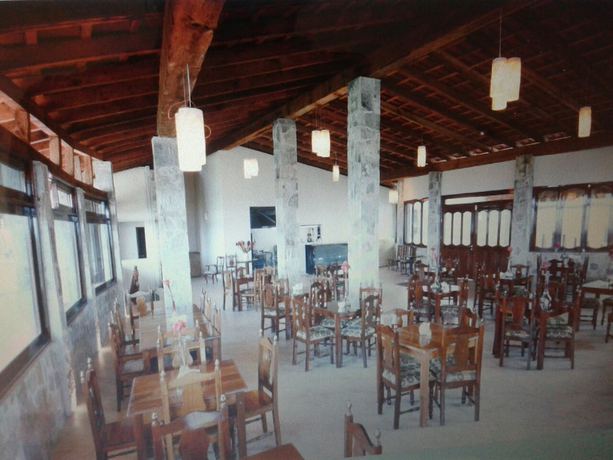 Imagen del bar/restaurante del Hotel Parador JL. Foto 4