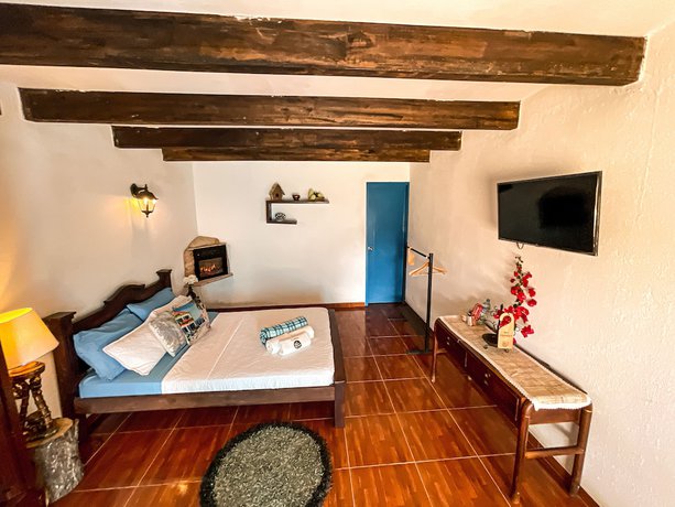 Imagen de la habitación del Hotel Parador La Mesa Redonda. Foto 2