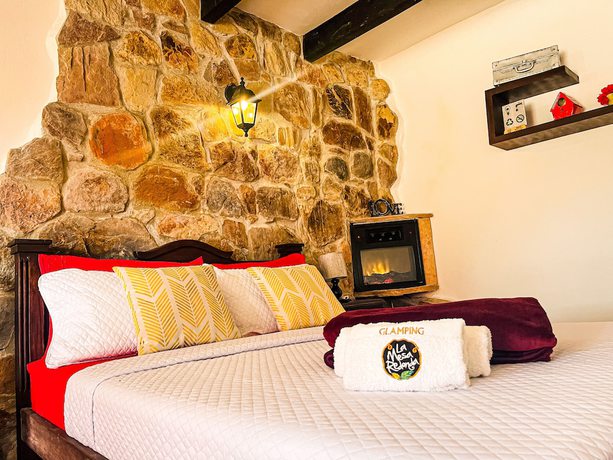 Imagen de la habitación del Hotel Parador La Mesa Redonda. Foto 7