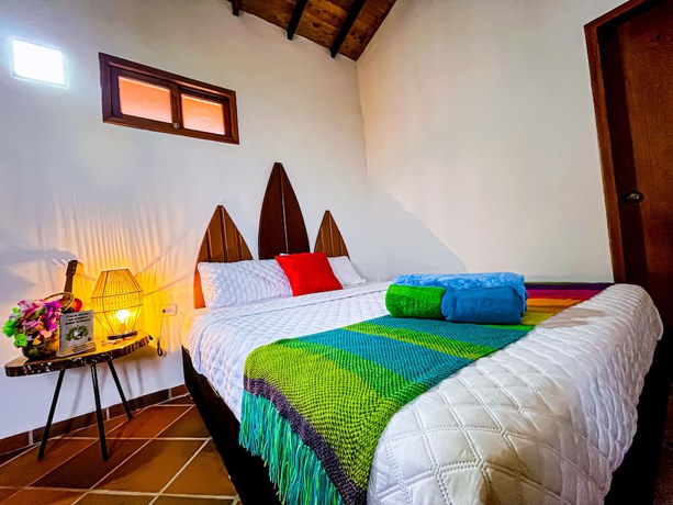 Imagen de la habitación del Hotel Parador La Mesa Redonda. Foto 8