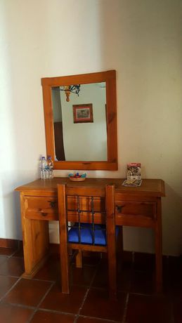Imagen de la habitación del Hotel Parador Montecarmelo. Foto 10