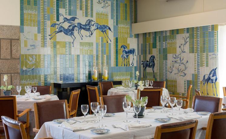 Imagen del bar/restaurante del Hotel Parador Santa Catarina. Foto 3