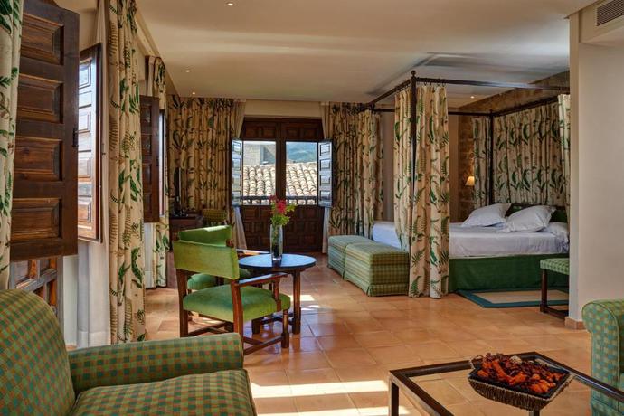 Imagen general del Hotel Parador Sos Del Rey Catolico. Foto 8