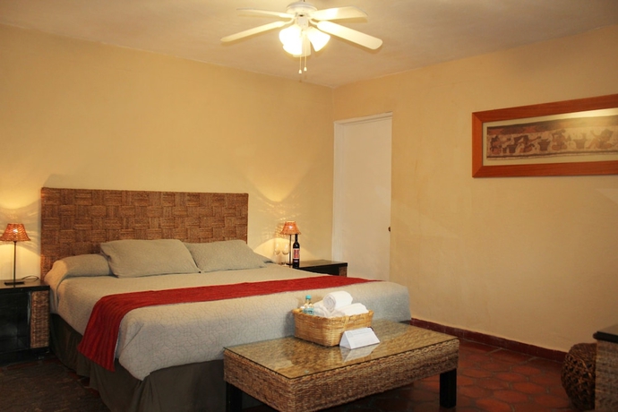 Imagen de la habitación del Hotel Parador Vernal. Foto 11