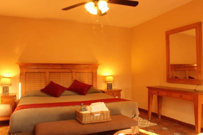 Imagen de la habitación del Hotel Parador Vernal. Foto 15