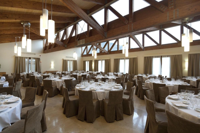 Imagen del bar/restaurante del Hotel Parador Villafranca Del Bierzo. Foto 5