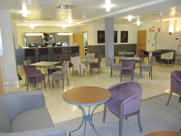 Imagen del bar/restaurante del Hotel Parador Villafranca Del Bierzo. Foto 6