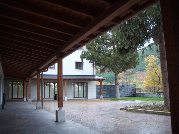 Imagen de los interiores del Hotel Parador Villafranca Del Bierzo. Foto 14