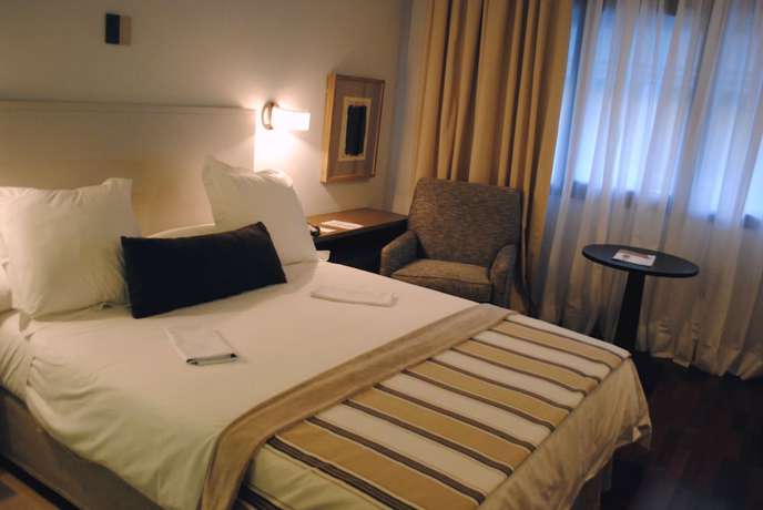 Imagen de la habitación del Hotel Parador de Antequera. Foto 3