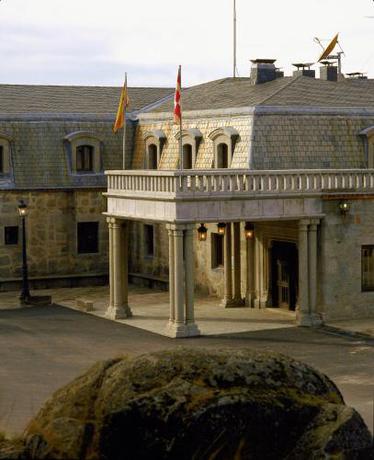 Imagen de los exteriores del Hotel Parador de Gredos. Foto 10