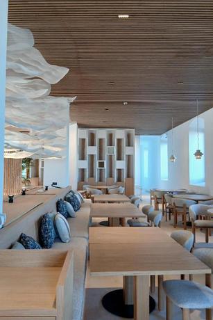 Imagen del bar/restaurante del Hotel Parador de Ibiza. Foto 2