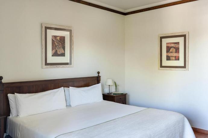 Imagen de la habitación del Hotel Parador de Manzanares. Foto 7
