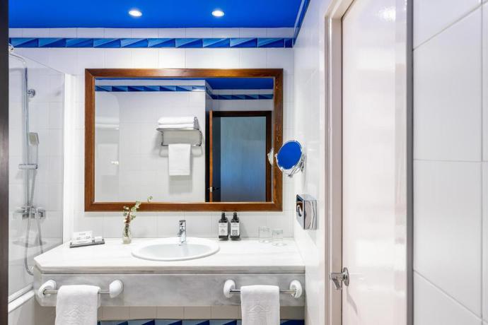 Imagen de la habitación del Hotel Parador de Manzanares. Foto 9