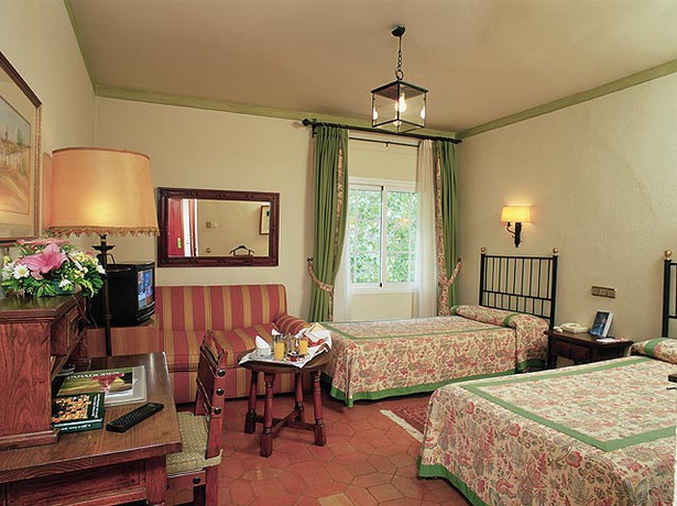 Imagen de la habitación del Hotel Parador de Puerto Lumbreras. Foto 6