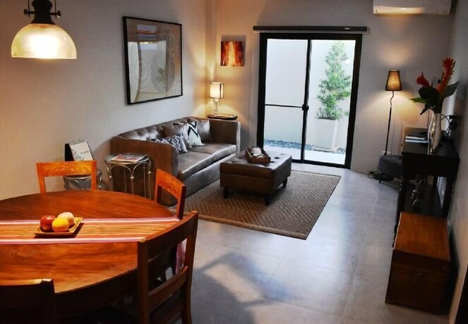 Imagen de la habitación del Hotel Paradores De Vigan. Foto 18