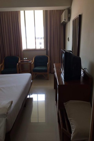 Imagen de la habitación del Hotel Paradorn Inn. Foto 9