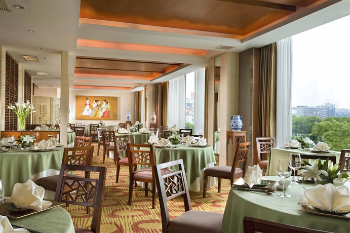 Imagen del bar/restaurante del Hotel Paradox Kunshan. Foto 3