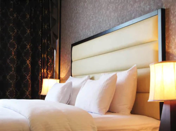 Imagen de la habitación del Hotel Paragon Abu Dhabi. Foto 2